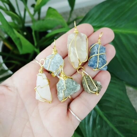 6 piece assorted raw gemstone charms or pendants for jewelry making - Picture 3 of 3